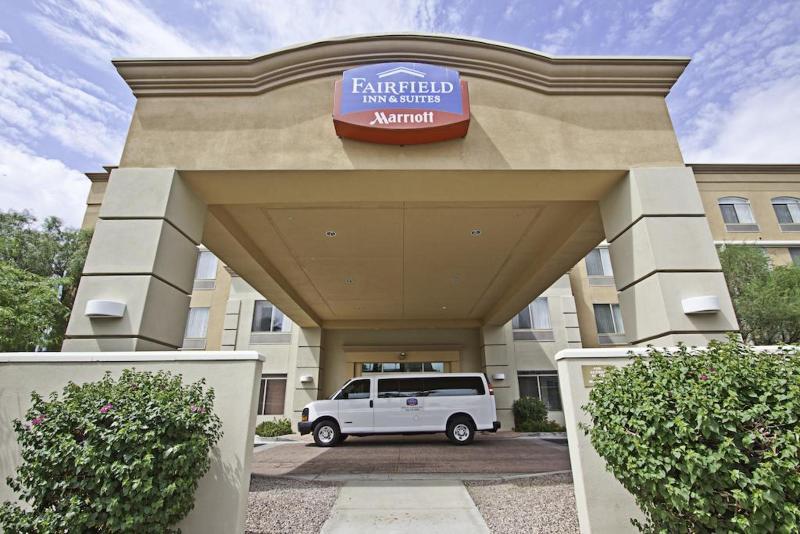 Fairfield Inn & Suites Phoenix Midtown מראה חיצוני תמונה